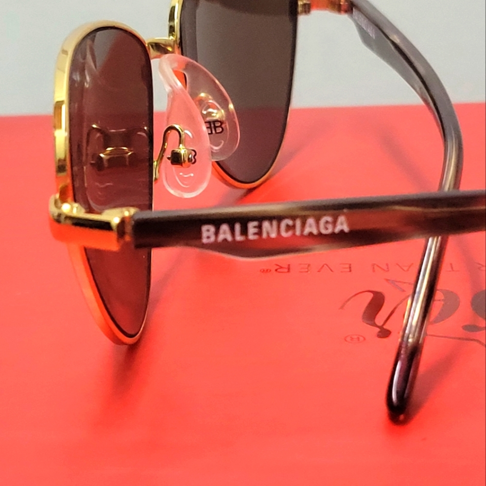 Balenciaga sun glasses